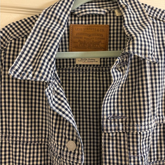 Levi's Black and White Gingham Button Down Shirt - Picture 2 of 4